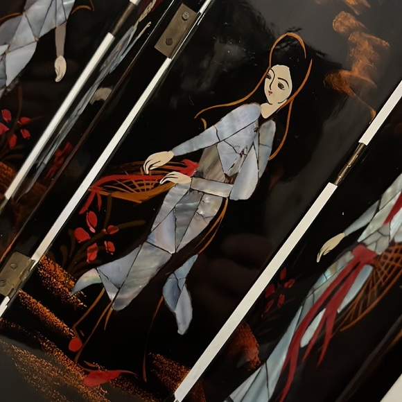 Vintage Asian Lacquer Table Screen - Picture 1 of 7